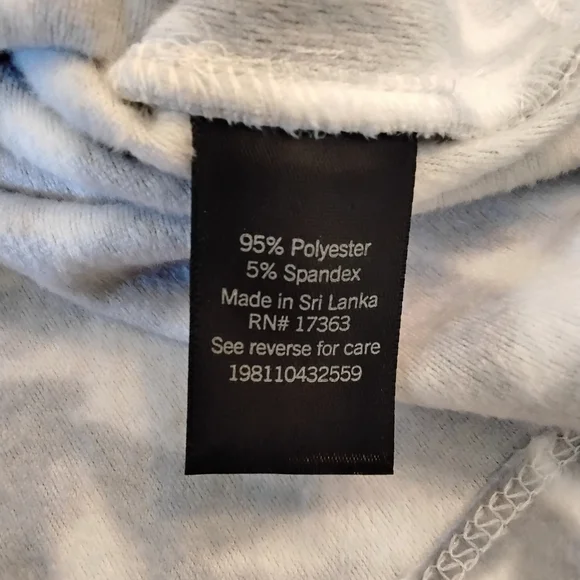 Simply Vera Vera Wang NWT Floral Tie‑Dye Nightgown — With Pockets Sz Small - Picture 5 of 8